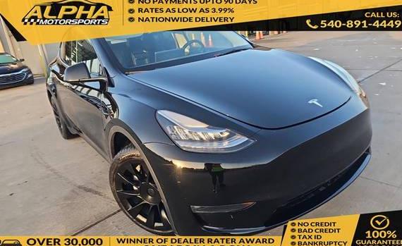 TESLA MODEL Y 2022 7SAYGDEE0NF454741 image